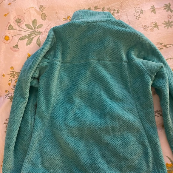 Patagonia Women's Re-Tool Snap-T Fleece Pullover, Small - Picture 6 of 6